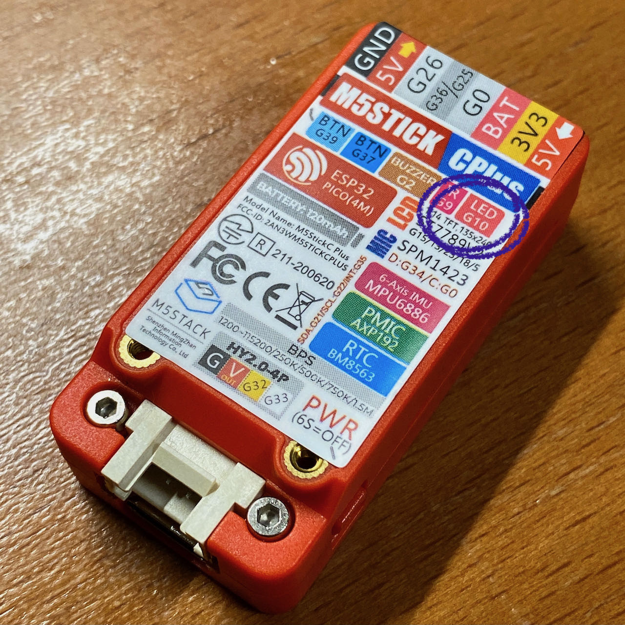 M5StickC Plusの裏側